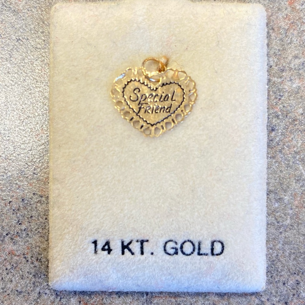 14K gold "Special Friend" pendant